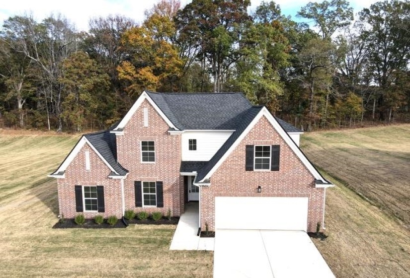165 HUGHETTA ST, Oakland, Tennessee 38060, 5 Bedroom Bedrooms, 11 Room Rooms,3 BathroomBathrooms,Residential,For Sale,HUGHETTA,0,10228681