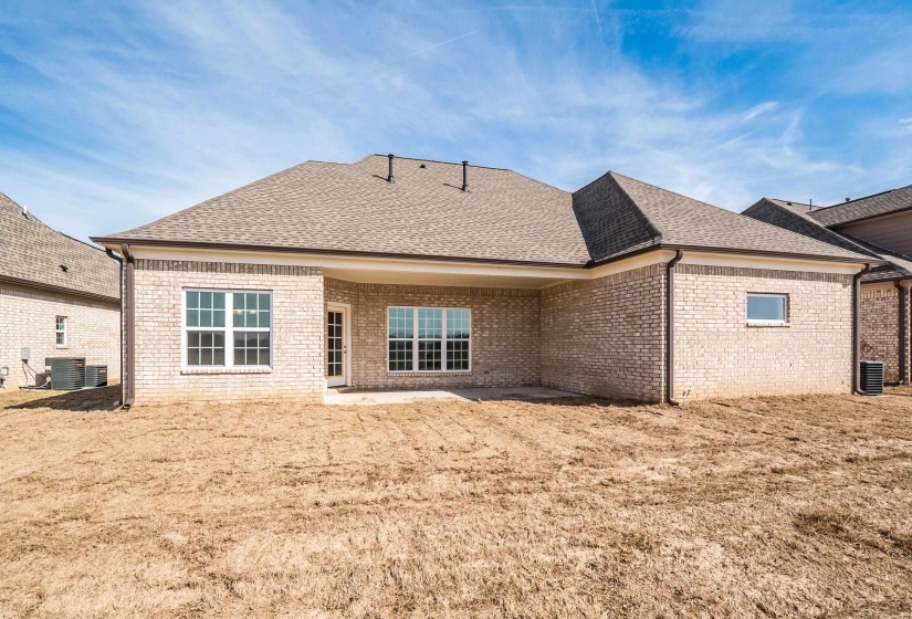165 HUGHETTA ST, Oakland, Tennessee 38060, 5 Bedroom Bedrooms, 11 Room Rooms,3 BathroomBathrooms,Residential,For Sale,HUGHETTA,0,10228681