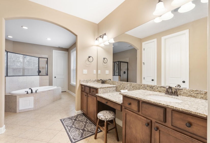 5191 PRAIRIE SKY DR, Lakeland, Tennessee 38002, 4 Bedroom Bedrooms, 2 Room Rooms,3 BathroomBathrooms,Residential,For Sale,PRAIRIE SKY,0,10228682