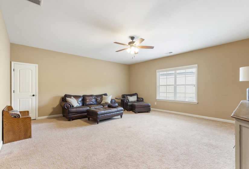 5191 PRAIRIE SKY DR, Lakeland, Tennessee 38002, 4 Bedroom Bedrooms, 2 Room Rooms,3 BathroomBathrooms,Residential,For Sale,PRAIRIE SKY,0,10228682