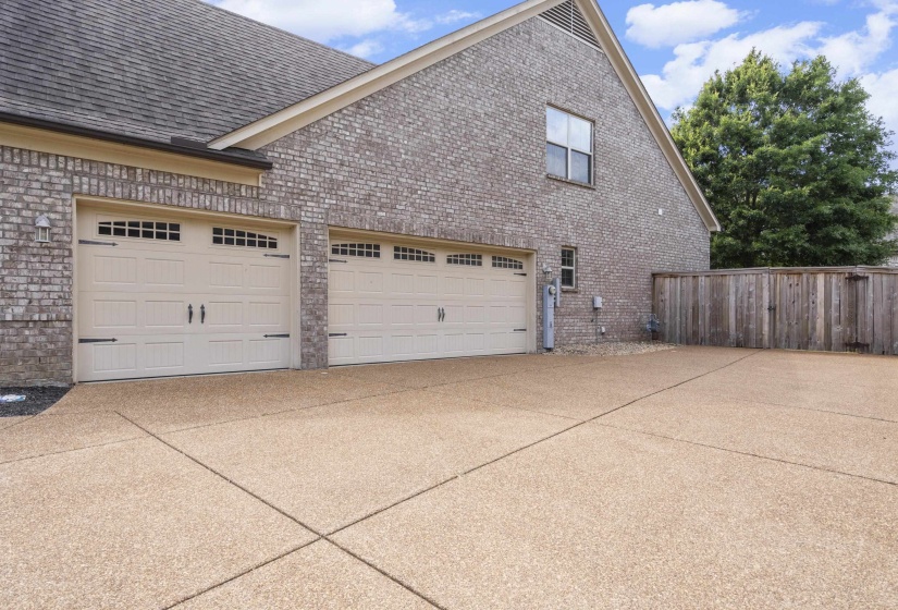 5191 PRAIRIE SKY DR, Lakeland, Tennessee 38002, 4 Bedroom Bedrooms, 2 Room Rooms,3 BathroomBathrooms,Residential,For Sale,PRAIRIE SKY,0,10228682