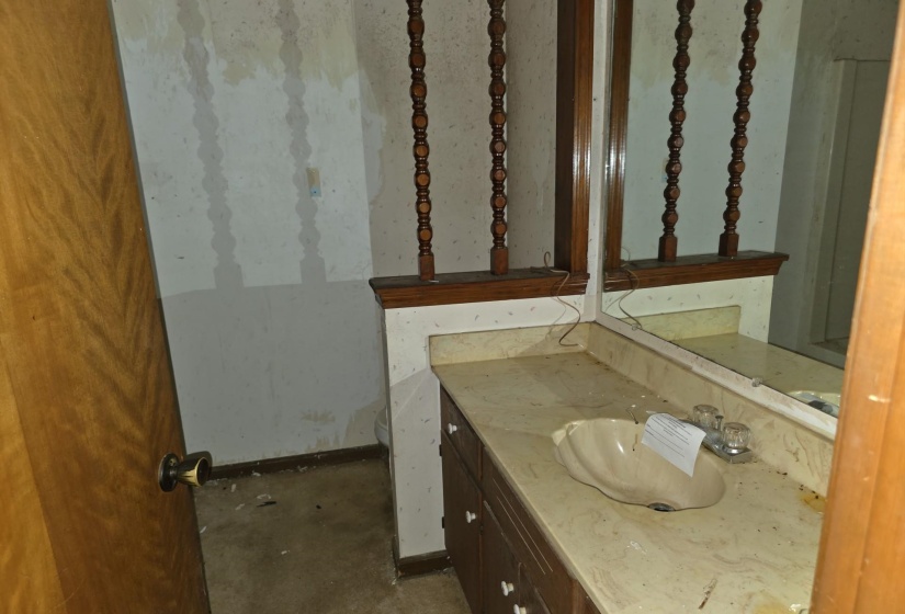 5646 RAMER SELMER RD, Selmer, Tennessee 38375, 3 Bedroom Bedrooms, 9 Room Rooms,2.1 BathroomBathrooms,Residential,For Sale,RAMER SELMER,0,10228684