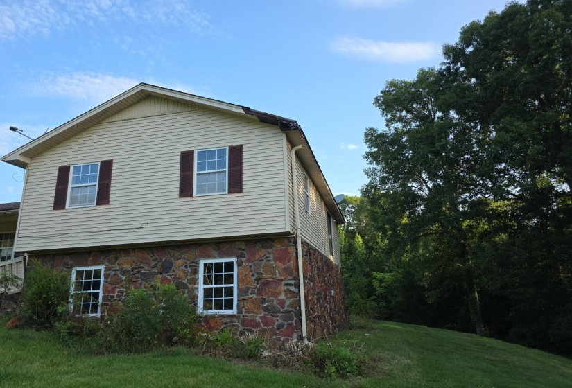 5646 RAMER SELMER RD, Selmer, Tennessee 38375, 3 Bedroom Bedrooms, 9 Room Rooms,2.1 BathroomBathrooms,Residential,For Sale,RAMER SELMER,0,10228684