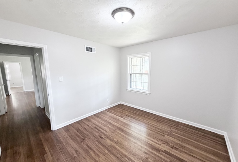4336 ANNA DR, Memphis, Tennessee 38109, 3 Bedroom Bedrooms, 5 Room Rooms,1.1 BathroomBathrooms,Residential,For Sale,ANNA,0,10228686