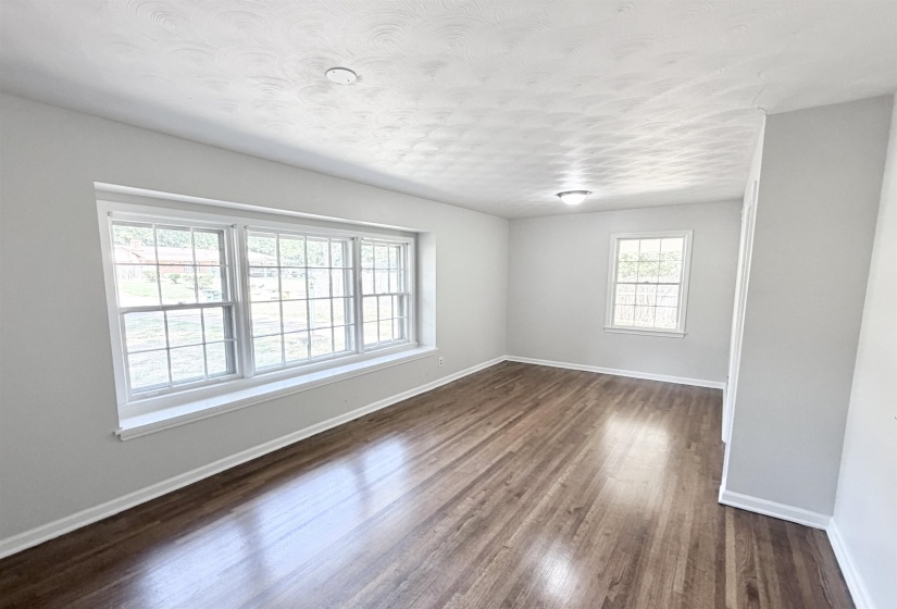 4336 ANNA DR, Memphis, Tennessee 38109, 3 Bedroom Bedrooms, 5 Room Rooms,1.1 BathroomBathrooms,Residential,For Sale,ANNA,0,10228686