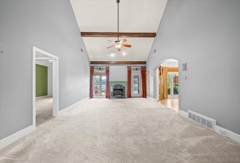 1081 MIRROR LAKE LN, Unincorporated, Tennessee 38018, 3 Bedroom Bedrooms, 6 Room Rooms,2.1 BathroomBathrooms,Residential,For Sale,MIRROR LAKE,0,10228687
