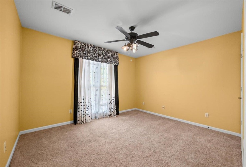 1081 MIRROR LAKE LN, Unincorporated, Tennessee 38018, 3 Bedroom Bedrooms, 6 Room Rooms,2.1 BathroomBathrooms,Residential,For Sale,MIRROR LAKE,0,10228687