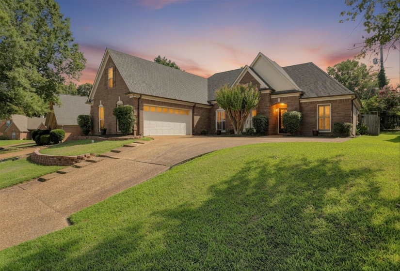 2004 MYRON CV, Memphis, Tennessee 38016, 3 Bedroom Bedrooms, 7 Room Rooms,2 BathroomBathrooms,Residential,For Sale,MYRON,0,10228689
