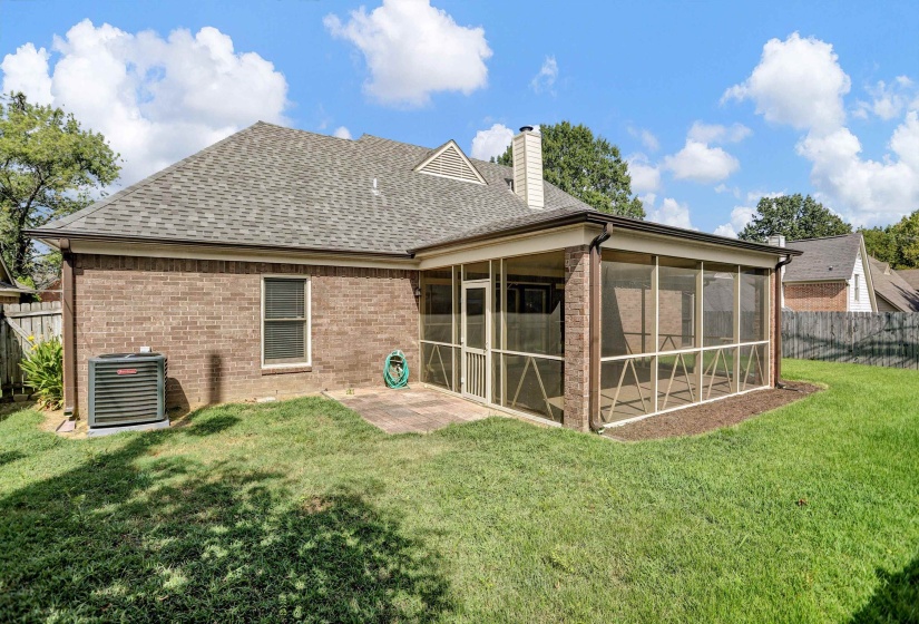 2004 MYRON CV, Memphis, Tennessee 38016, 3 Bedroom Bedrooms, 7 Room Rooms,2 BathroomBathrooms,Residential,For Sale,MYRON,0,10228689