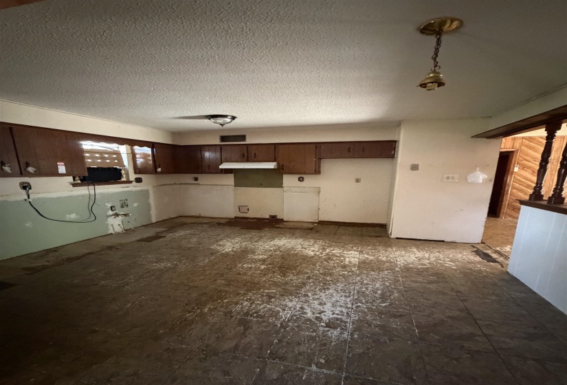 6353 BROCKMAN DR, Millington, Tennessee 38053, 4 Bedroom Bedrooms, 7 Room Rooms,2 BathroomBathrooms,Residential,For Sale,BROCKMAN,0,10228691