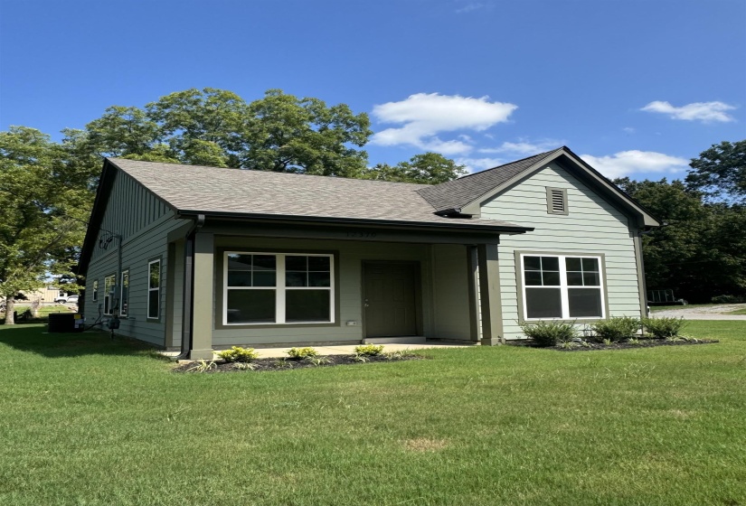 12370 MAIN ST, Somerville, Tennessee 38068, 2 Bedroom Bedrooms, 6 Room Rooms,2 BathroomBathrooms,Residential,For Sale,MAIN,0,10228692