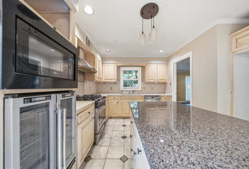 2249 KIRBY PKY, Memphis, Tennessee 38119, 4 Bedroom Bedrooms, 10 Room Rooms,4.1 BathroomBathrooms,Residential,For Sale,KIRBY,0,10228693