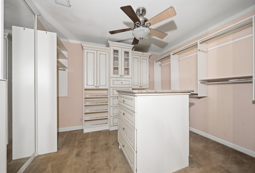 2249 KIRBY PKY, Memphis, Tennessee 38119, 4 Bedroom Bedrooms, 10 Room Rooms,4.1 BathroomBathrooms,Residential,For Sale,KIRBY,0,10228693
