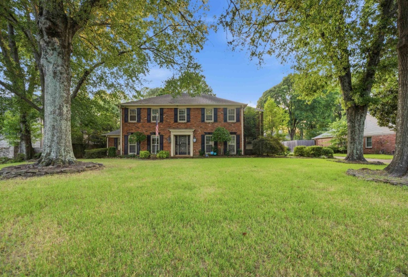 2249 KIRBY PKY, Memphis, Tennessee 38119, 4 Bedroom Bedrooms, 10 Room Rooms,4.1 BathroomBathrooms,Residential,For Sale,KIRBY,0,10228693
