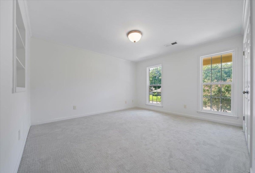 1290 PEBBLE CREEK LN, Memphis, Tennessee 38120, 4 Bedroom Bedrooms, 9 Room Rooms,3 BathroomBathrooms,Residential,For Sale,PEBBLE CREEK,0,10228697