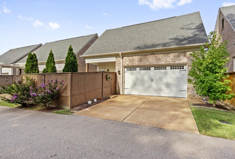 498 SHEA RD, Collierville, Tennessee 38017, 4 Bedroom Bedrooms, 8 Room Rooms,3 BathroomBathrooms,Residential,For Sale,SHEA,0,10228698