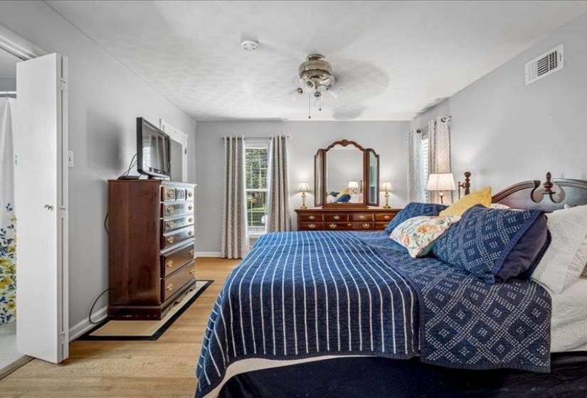 5410 TIMMONS AVE, Memphis, Tennessee 38119, 3 Bedroom Bedrooms, 7 Room Rooms,2 BathroomBathrooms,Residential,For Sale,TIMMONS,0,10228699