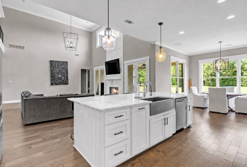 385 MAGNOLIA LN, Piperton, Tennessee 38017, 5 Bedroom Bedrooms, 10 Room Rooms,4.1 BathroomBathrooms,Residential,For Sale,MAGNOLIA,0,10228701