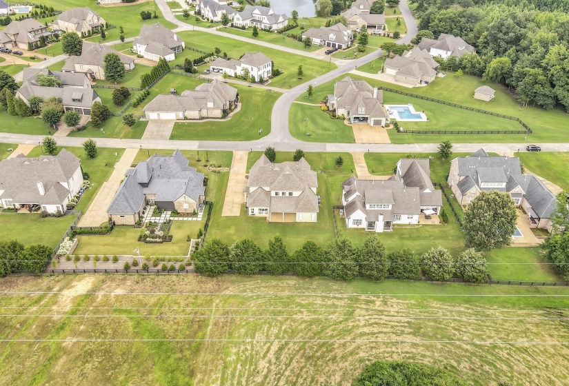 385 MAGNOLIA LN, Piperton, Tennessee 38017, 5 Bedroom Bedrooms, 10 Room Rooms,4.1 BathroomBathrooms,Residential,For Sale,MAGNOLIA,0,10228701