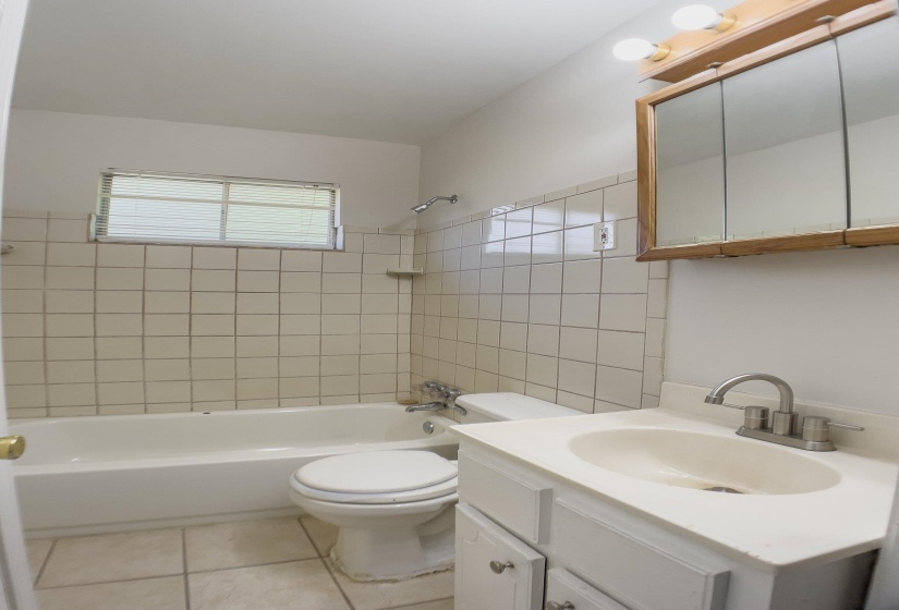 3588 KATHY RD, Memphis, Tennessee 38118, 3 Bedroom Bedrooms, 7 Room Rooms,2 BathroomBathrooms,Residential,For Sale,KATHY,0,10228702