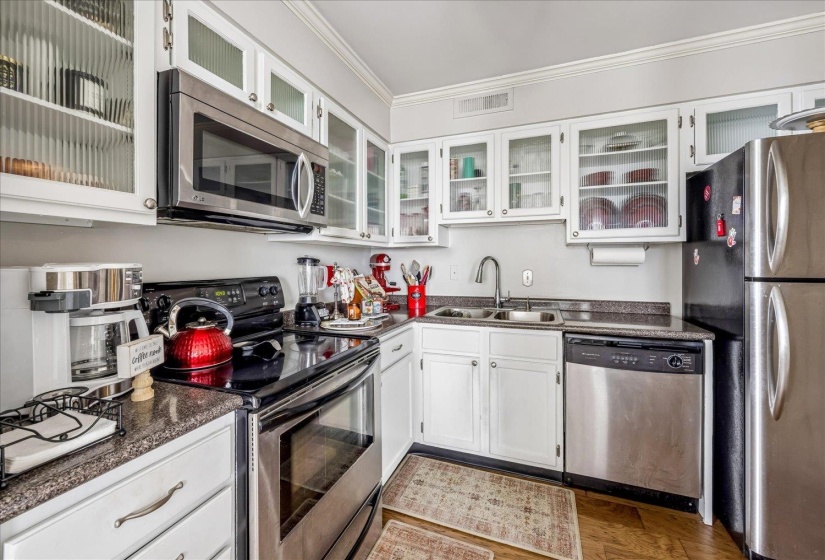 109 MAIN ST, Memphis, Tennessee 38103, 2 Bedroom Bedrooms, 4 Room Rooms,2 BathroomBathrooms,Residential,For Sale,MAIN,0,10228703