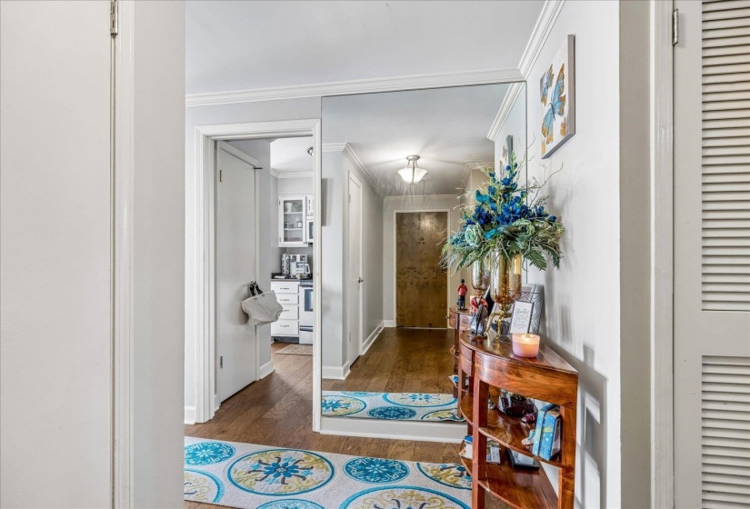109 MAIN ST, Memphis, Tennessee 38103, 2 Bedroom Bedrooms, 4 Room Rooms,2 BathroomBathrooms,Residential,For Sale,MAIN,0,10228703