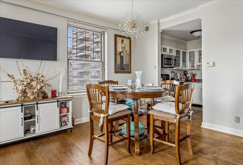 109 MAIN ST, Memphis, Tennessee 38103, 2 Bedroom Bedrooms, 4 Room Rooms,2 BathroomBathrooms,Residential,For Sale,MAIN,0,10228703