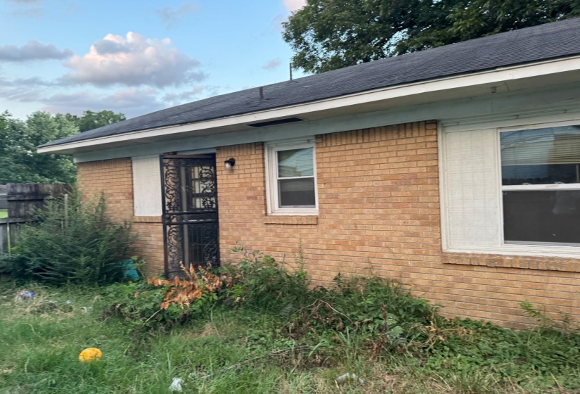 1485 SEA ISLE RD, Memphis, Tennessee 38117, 2 Bedroom Bedrooms, 5 Room Rooms,1 BathroomBathrooms,Residential,For Sale,SEA ISLE,0,10228704