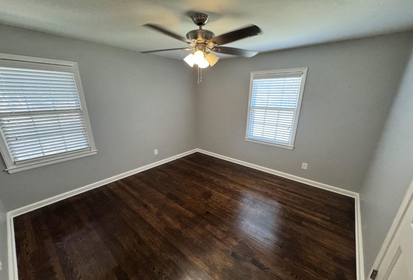 1905 OZARK ST, Memphis, Tennessee 38108, 2 Bedroom Bedrooms, 5 Room Rooms,1 BathroomBathrooms,Residential,For Sale,OZARK,0,10228705
