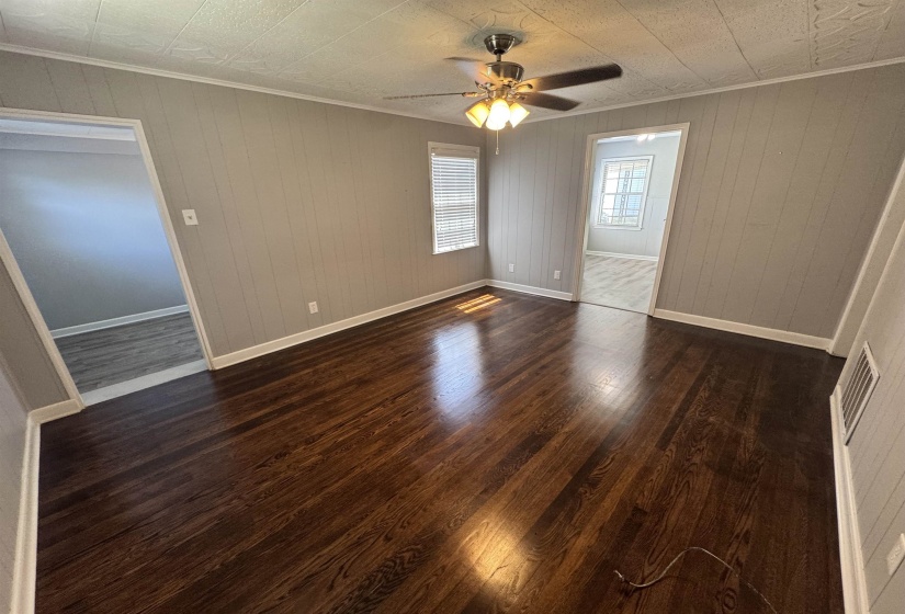 1905 OZARK ST, Memphis, Tennessee 38108, 2 Bedroom Bedrooms, 5 Room Rooms,1 BathroomBathrooms,Residential,For Sale,OZARK,0,10228705