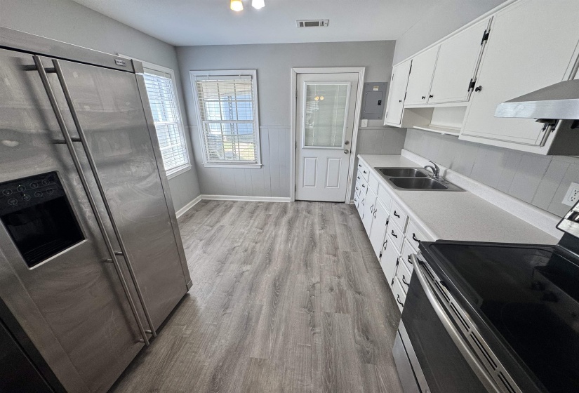 1905 OZARK ST, Memphis, Tennessee 38108, 2 Bedroom Bedrooms, 5 Room Rooms,1 BathroomBathrooms,Residential,For Sale,OZARK,0,10228705