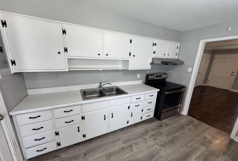 1905 OZARK ST, Memphis, Tennessee 38108, 2 Bedroom Bedrooms, 5 Room Rooms,1 BathroomBathrooms,Residential,For Sale,OZARK,0,10228705
