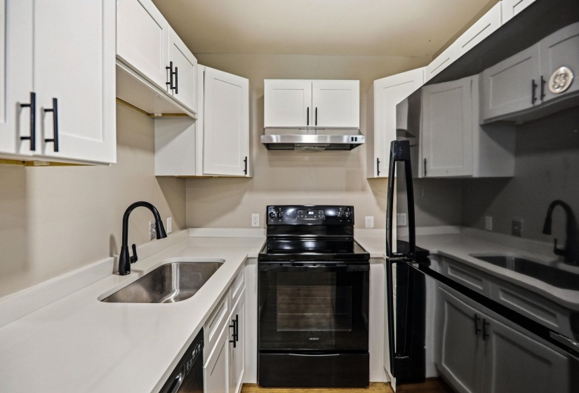 4254 EASTERN CV, Memphis, Tennessee 38122, 3 Bedroom Bedrooms, 5 Room Rooms,1 BathroomBathrooms,Residential,For Sale,EASTERN,0,10228707