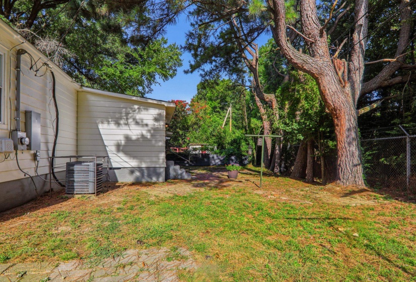 4254 EASTERN CV, Memphis, Tennessee 38122, 3 Bedroom Bedrooms, 5 Room Rooms,1 BathroomBathrooms,Residential,For Sale,EASTERN,0,10228707