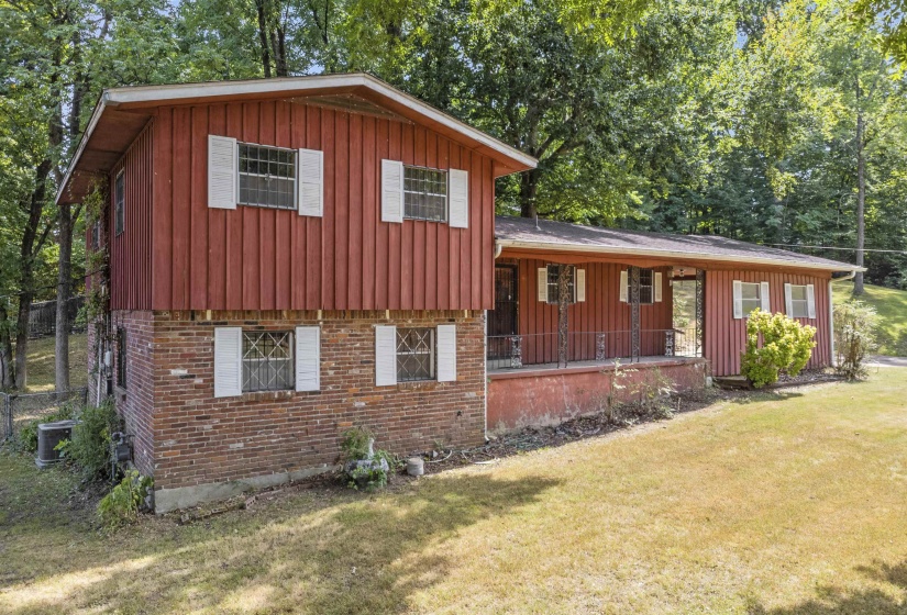 2563 CAPEWOOD DR, Memphis, Tennessee 38127, 3 Bedroom Bedrooms, 6 Room Rooms,2 BathroomBathrooms,Residential,For Sale,CAPEWOOD,0,10228708