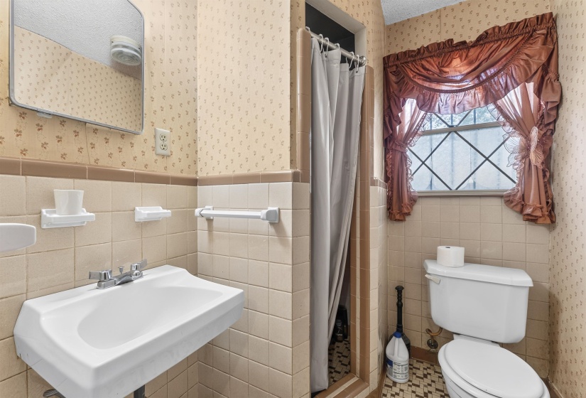2563 CAPEWOOD DR, Memphis, Tennessee 38127, 3 Bedroom Bedrooms, 6 Room Rooms,2 BathroomBathrooms,Residential,For Sale,CAPEWOOD,0,10228708