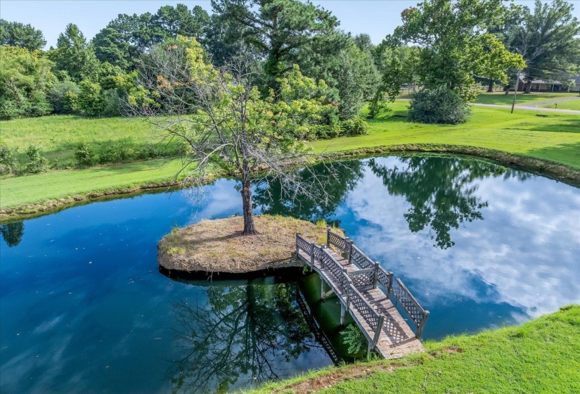 5061 EAGLES NEST RD, Bartlett, Tennessee 38002, 5 Bedroom Bedrooms, 11 Room Rooms,2.1 BathroomBathrooms,Residential,For Sale,EAGLES NEST,0,10228709