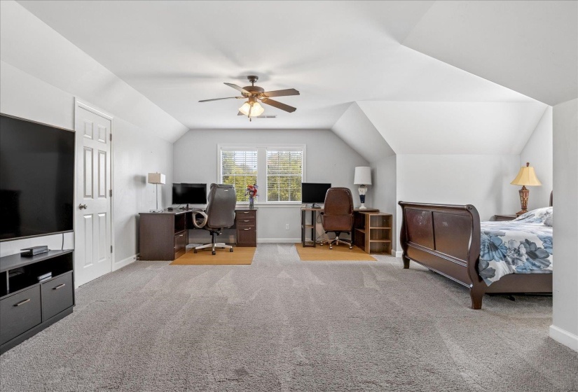 5061 EAGLES NEST RD, Bartlett, Tennessee 38002, 5 Bedroom Bedrooms, 11 Room Rooms,2.1 BathroomBathrooms,Residential,For Sale,EAGLES NEST,0,10228709