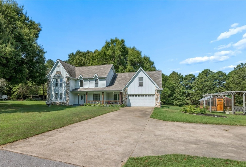 5061 EAGLES NEST RD, Bartlett, Tennessee 38002, 5 Bedroom Bedrooms, 11 Room Rooms,2.1 BathroomBathrooms,Residential,For Sale,EAGLES NEST,0,10228709
