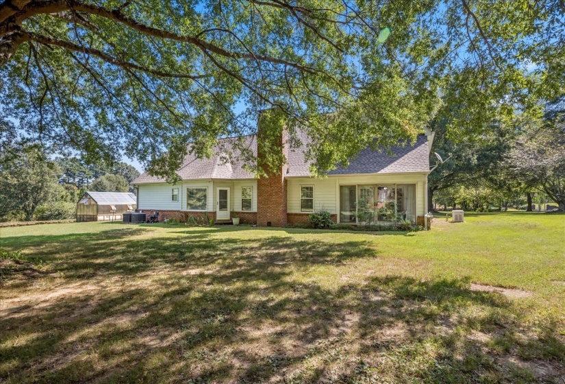 5061 EAGLES NEST RD, Bartlett, Tennessee 38002, 5 Bedroom Bedrooms, 11 Room Rooms,2.1 BathroomBathrooms,Residential,For Sale,EAGLES NEST,0,10228709