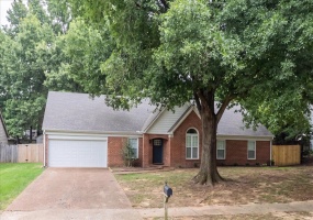 978 HUNTERS POINT DR, Memphis, Tennessee 38018, 4 Bedroom Bedrooms, 8 Room Rooms,2 BathroomBathrooms,Residential,For Sale,HUNTERS POINT,0,10228544
