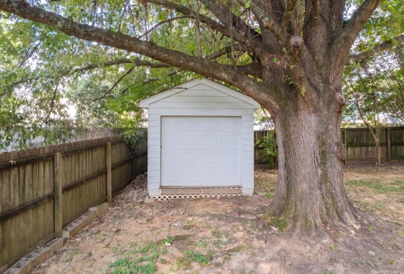 978 HUNTERS POINT DR, Memphis, Tennessee 38018, 4 Bedroom Bedrooms, 8 Room Rooms,2 BathroomBathrooms,Residential,For Sale,HUNTERS POINT,0,10228544