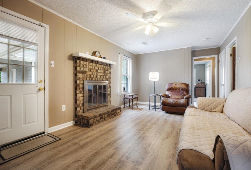 5743 ROBIN HOP DR, Bartlett, Tennessee 38134, 4 Bedroom Bedrooms, 7 Room Rooms,2 BathroomBathrooms,Residential,For Sale,ROBIN HOP,0,10228585