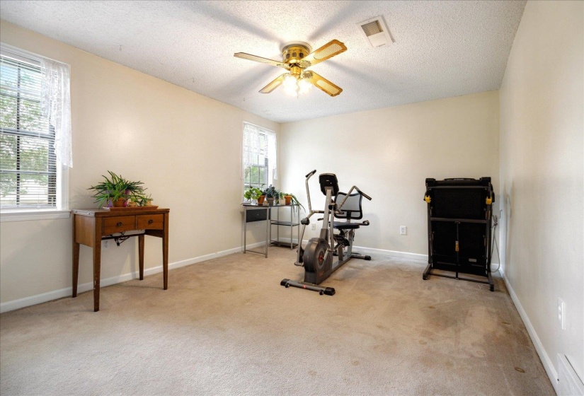 5743 ROBIN HOP DR, Bartlett, Tennessee 38134, 4 Bedroom Bedrooms, 7 Room Rooms,2 BathroomBathrooms,Residential,For Sale,ROBIN HOP,0,10228585