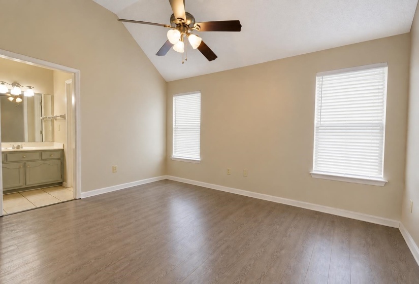 6878 BRADY HILL DR, Cordova, Tennessee 38018, 3 Bedroom Bedrooms, 5 Room Rooms,2 BathroomBathrooms,Residential,For Sale,BRADY HILL,0,10228596