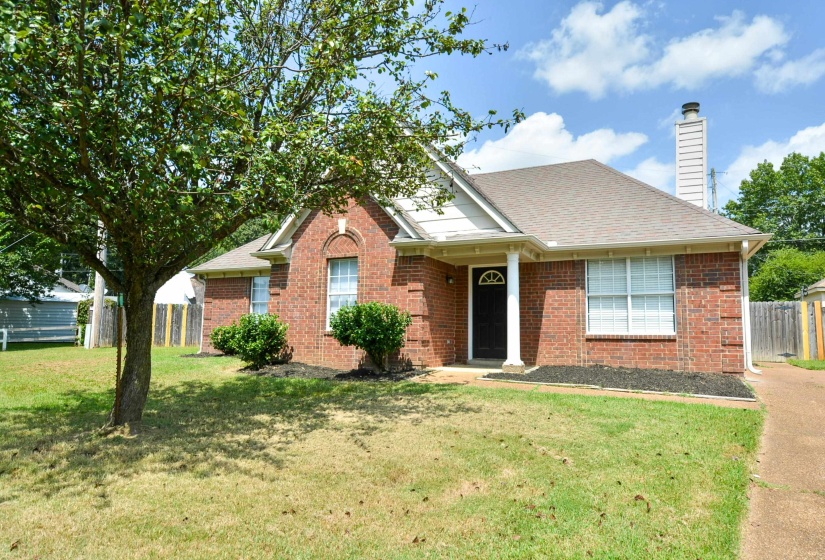 6878 BRADY HILL DR, Cordova, Tennessee 38018, 3 Bedroom Bedrooms, 5 Room Rooms,2 BathroomBathrooms,Residential,For Sale,BRADY HILL,0,10228596