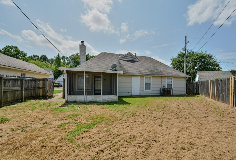 6878 BRADY HILL DR, Cordova, Tennessee 38018, 3 Bedroom Bedrooms, 5 Room Rooms,2 BathroomBathrooms,Residential,For Sale,BRADY HILL,0,10228596