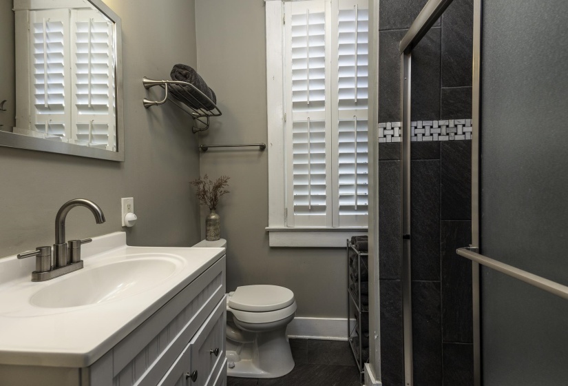 924 MEDA ST, Memphis, Tennessee 38104, 2 Bedroom Bedrooms, 6 Room Rooms,1 BathroomBathrooms,Residential,For Sale,MEDA,0,10228598