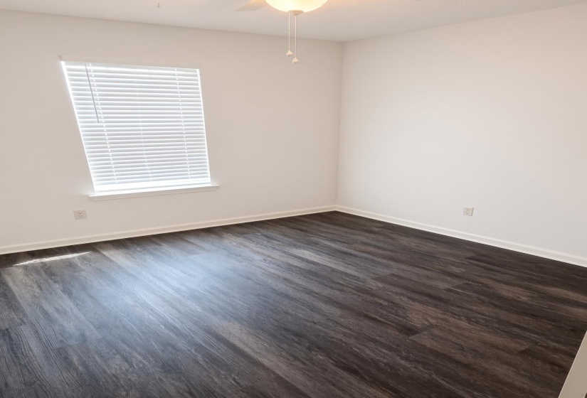8134 TIMBER KNOLL LN, Memphis, Tennessee 38018, 3 Bedroom Bedrooms, 3 Room Rooms,2 BathroomBathrooms,Residential,For Sale,TIMBER KNOLL,0,10228616