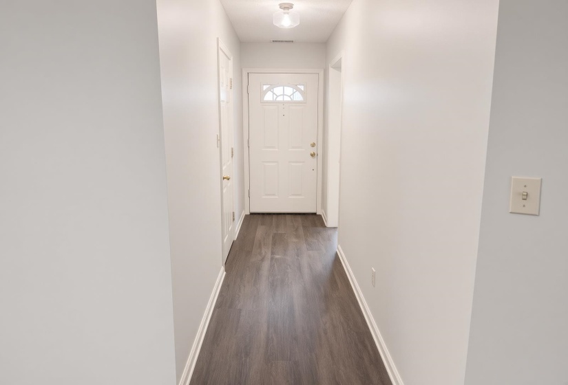 8134 TIMBER KNOLL LN, Memphis, Tennessee 38018, 3 Bedroom Bedrooms, 3 Room Rooms,2 BathroomBathrooms,Residential,For Sale,TIMBER KNOLL,0,10228616